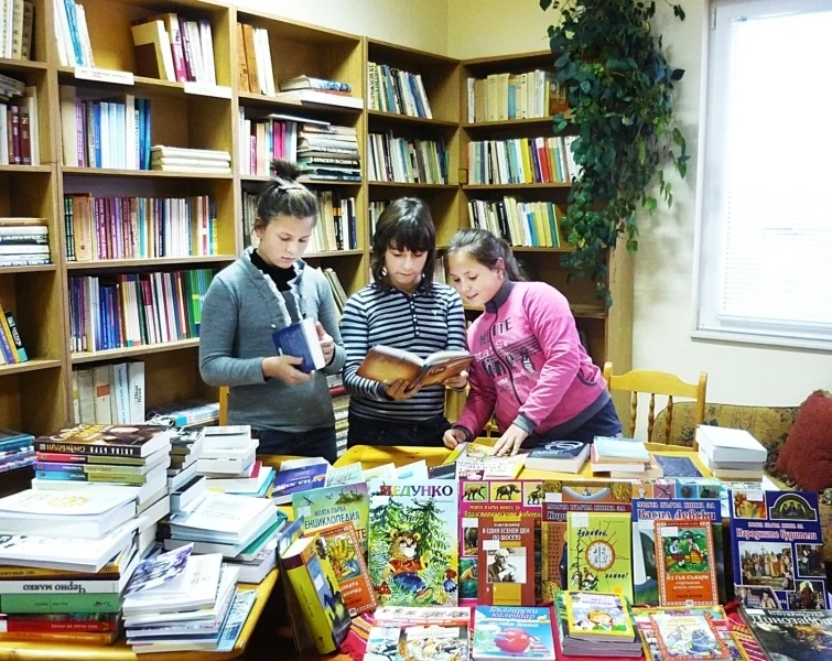 Нови книги за библиотеката