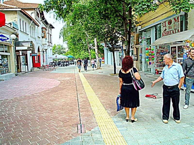 Ремонтираха близо 130 хиляди кв. м. улици