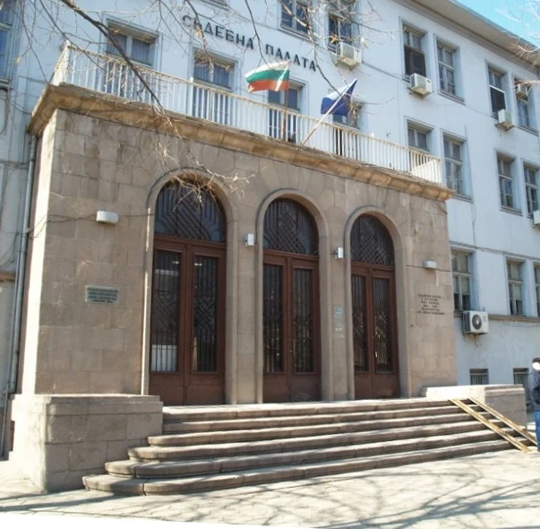 Оставиха в ареста убийците на дядото