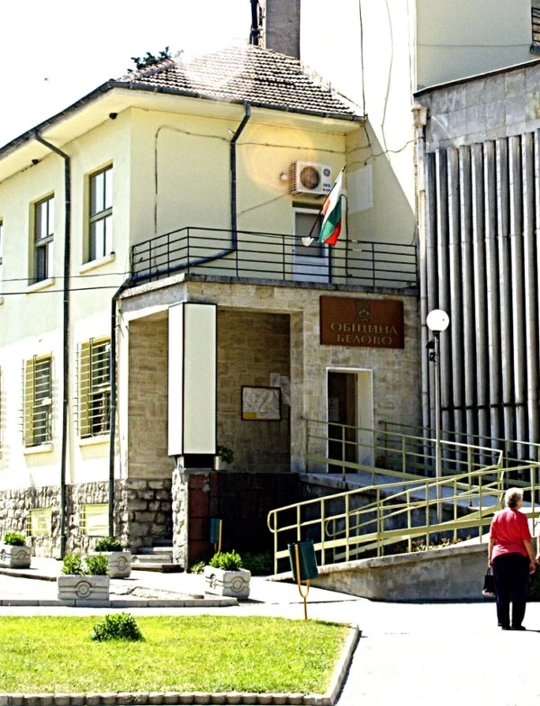 Обсъждат възнагражденията на съветниците в Белово