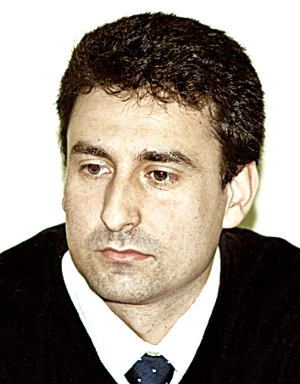Бившият шеф на образованието - на борсата