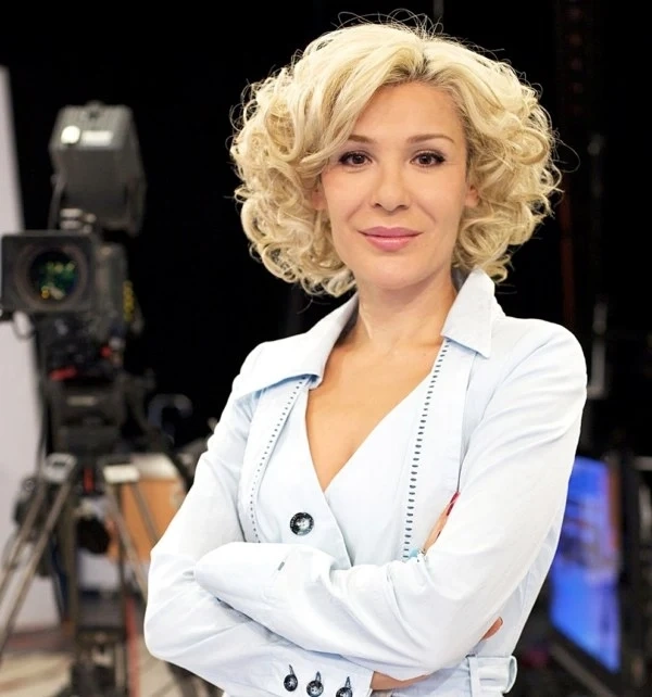 При Гала: Соня Немска представи дъщеря си на зрителите