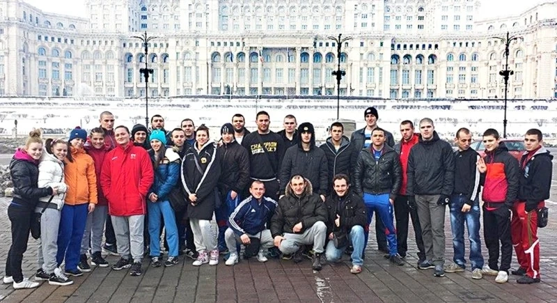 Скарахме се с румънците на Световната купа по самбо
