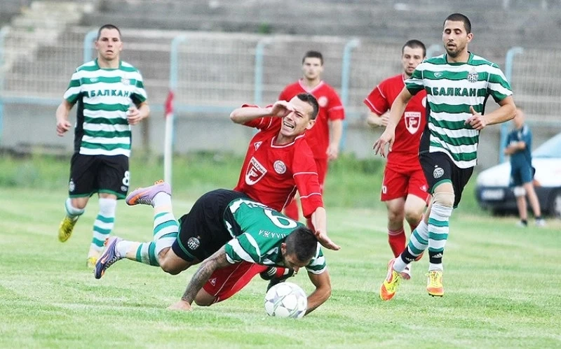 Футбол: \