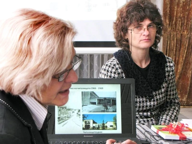Шест камъка в гробищата обръщат историята на Карабунар