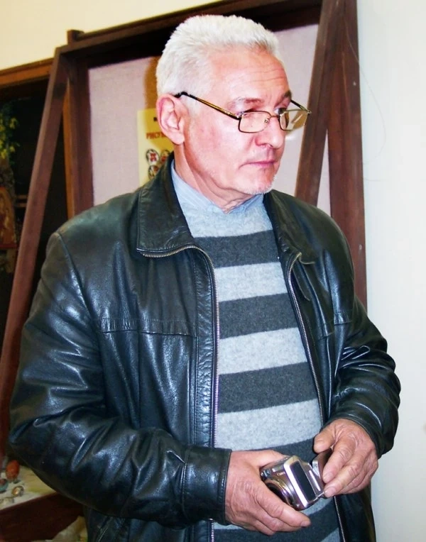 Производителят на бои Петър Русев: Купете яйца от различни ферми, за да получите различни нюанси на окраската