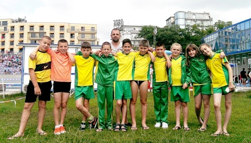 Плуване: Поздравяват \