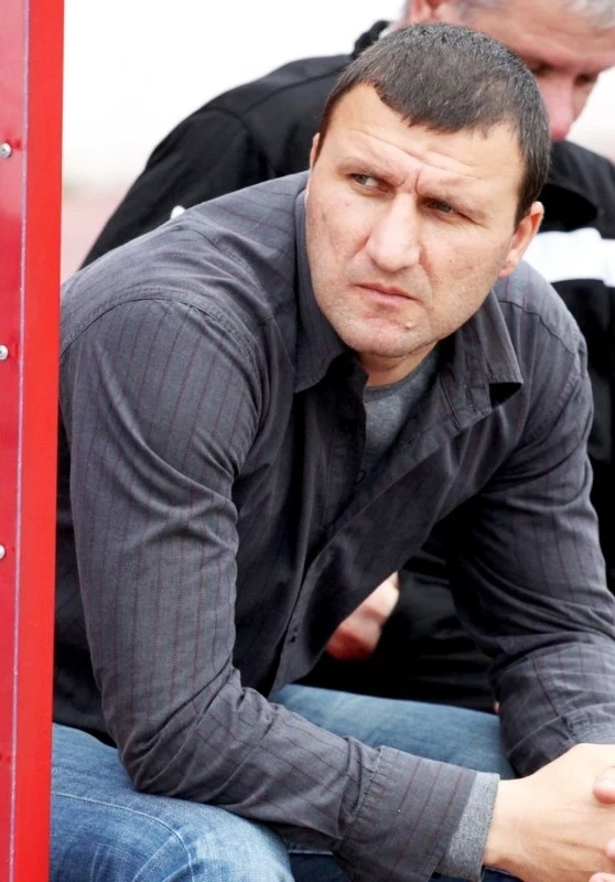 Лаптопа склони за \