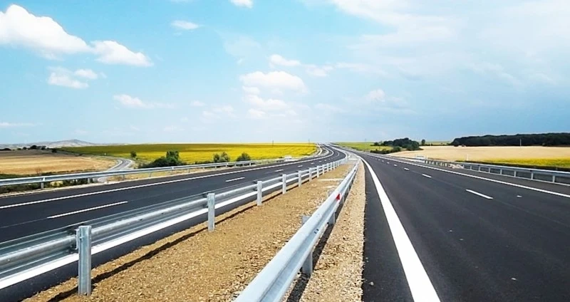 Приключи ремонтът в дясното платно при виадукта