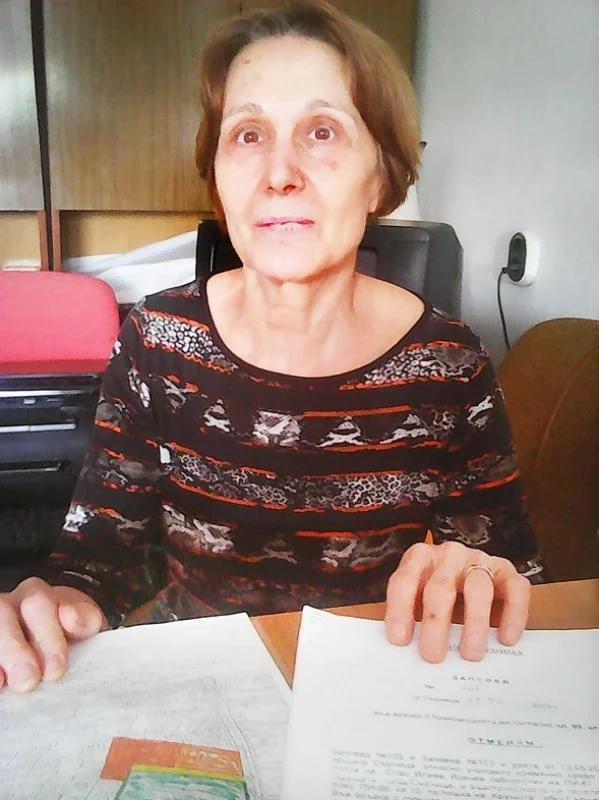 Семейство ще прави джамия и църква от безизходица