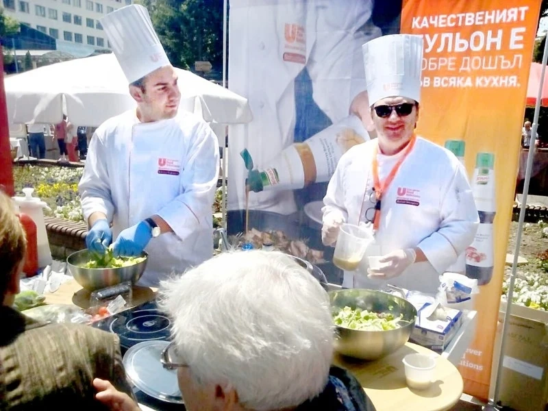 Вкусно шоу на… площада