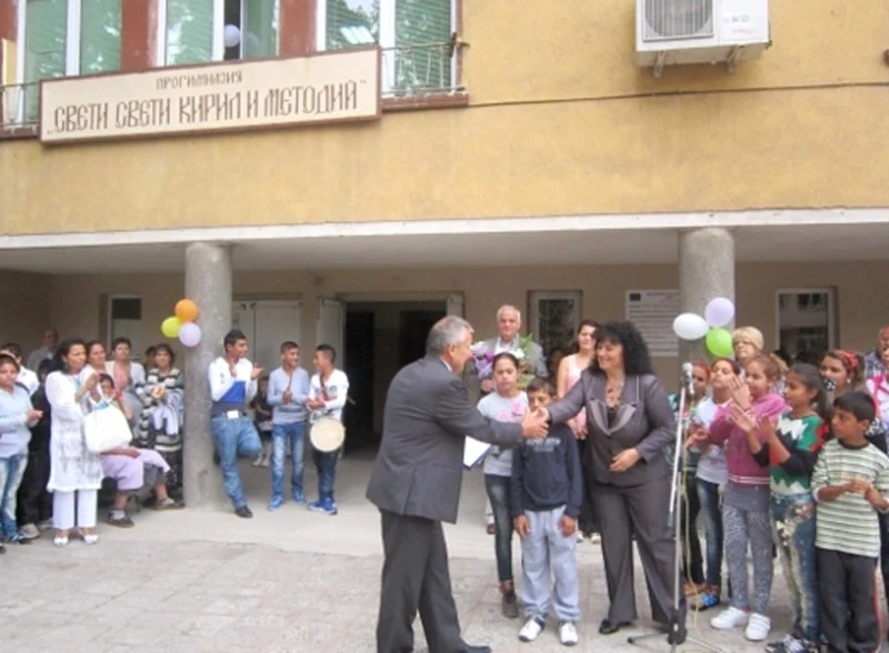 Двайсет и трима кандидат-директори издържаха теста