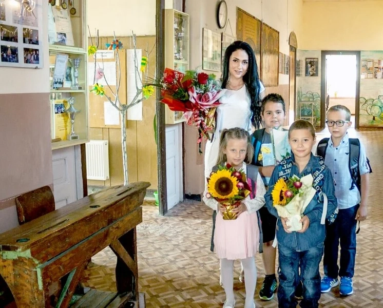 И при нас има млади и красиви учителки