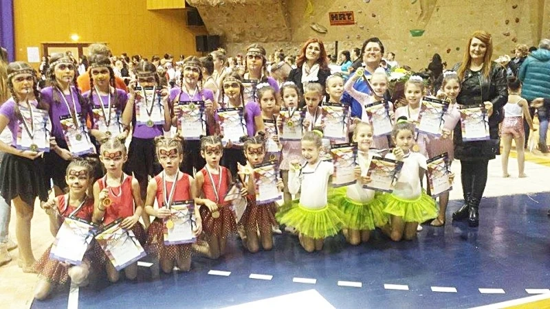 “Диляна Прима” с титла и два бронза от държавното
