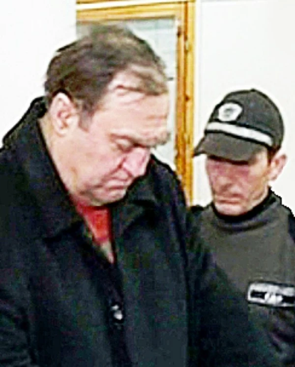 Отложиха делото срещу Евстатиев