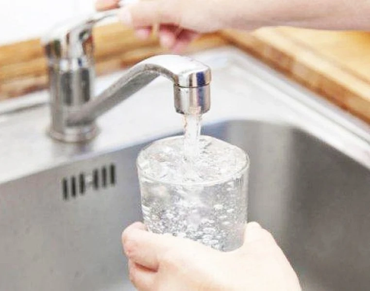 Уранът с леко отклонение само във водата от Легоринец