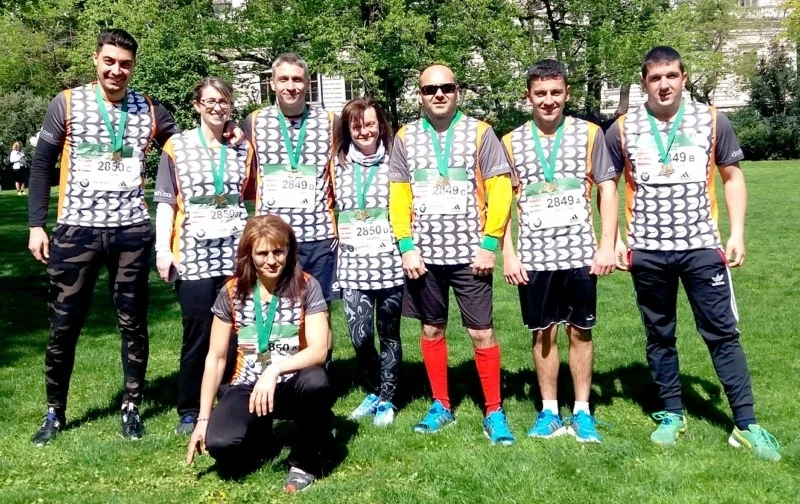 Пазарджишките бегачи отсрамиха България сред 40 хиляди