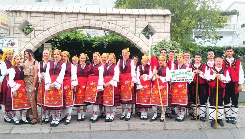 Танцьорите от “Чавдар” впечатлиха в Черна гора