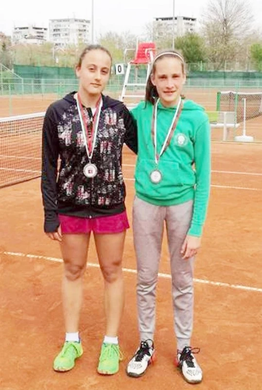 Ира е държавна шампионка на двойки