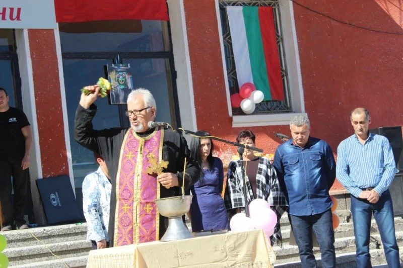 Варварското читалище чукна 90 години
