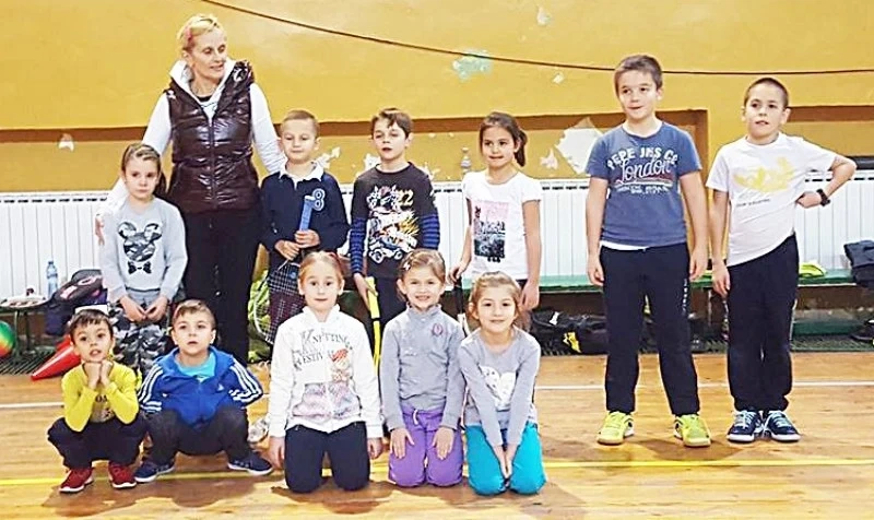 Тенисистите: Променен график ни връзва ръцете, искаме зала