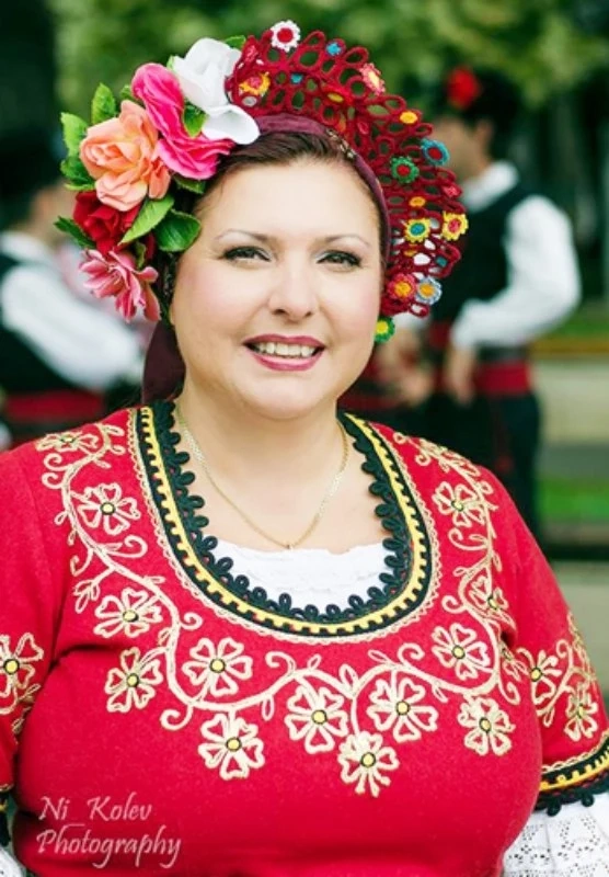 Янка Атмаджова, пазарджишка певица: Българската народна песен е небесен код