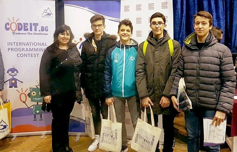 Специална награда за младите ни информатици