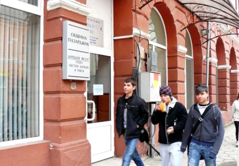 Плащаме местните данъци с 5 процента отстъпка за погасилите задълженията си до 30 април