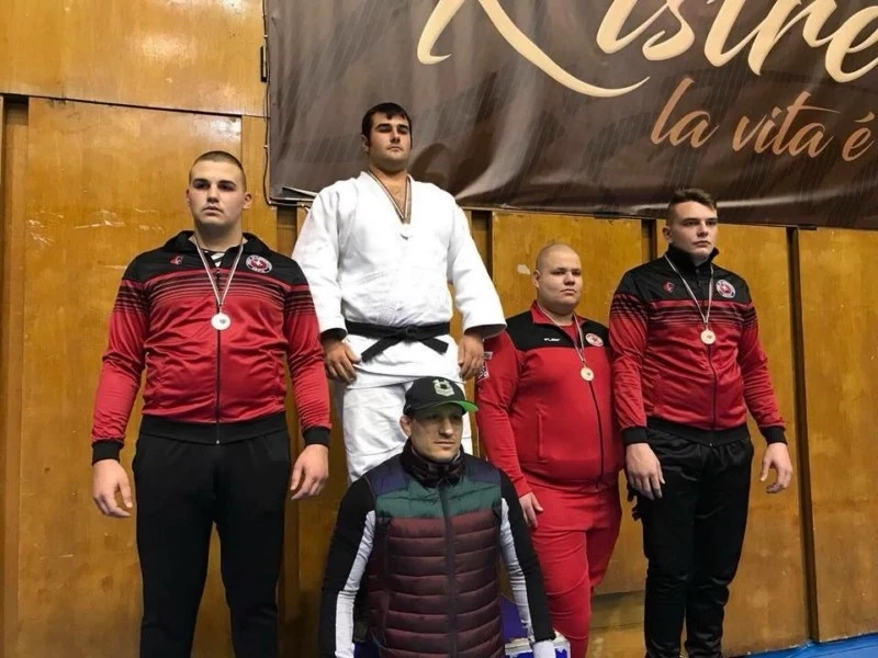 Кодоканци с титли и при мъжете, и при децата