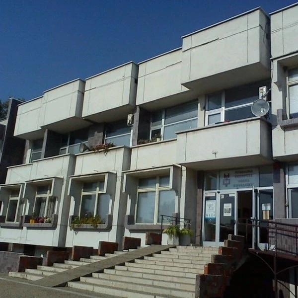 Най-малките ученици на рецитал “Аз обичам България”