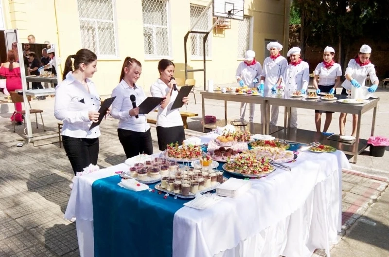 Пиршество на Празника на професиите в наша гимназия