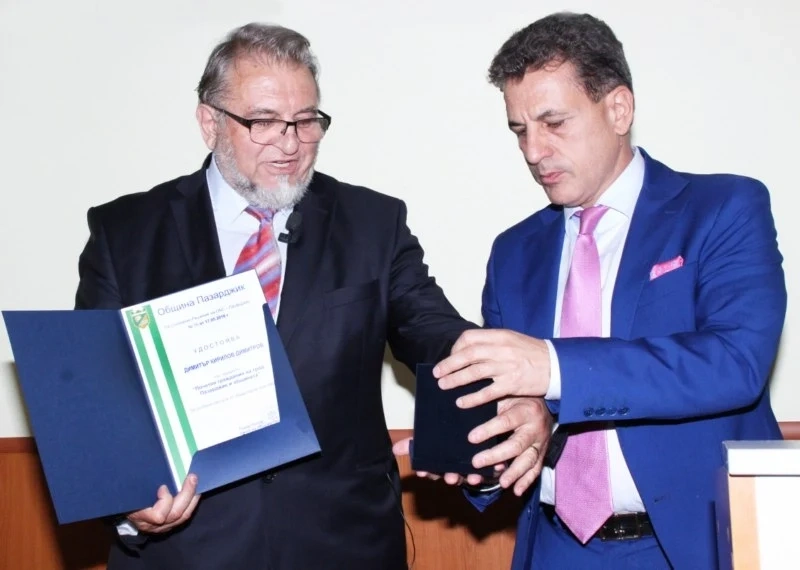Двама академици - почетни граждани