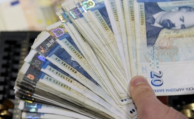 920 лева става най-ниската учителска заплата