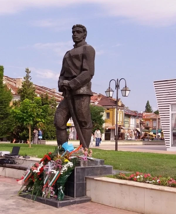 Отбелязваме 181 години от рождението на Апостола утре