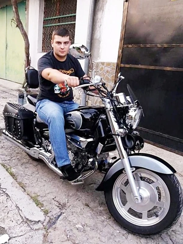 Щангистът Ален си взе чопър, “стягат” го за рокер