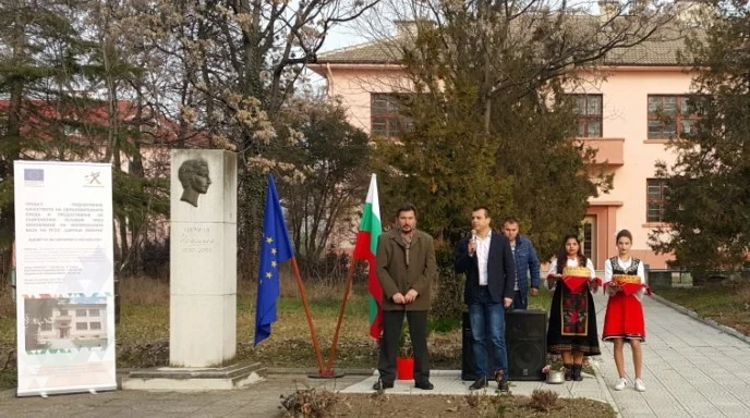 Утре откриват обновената база на гимназията по селско стопанство