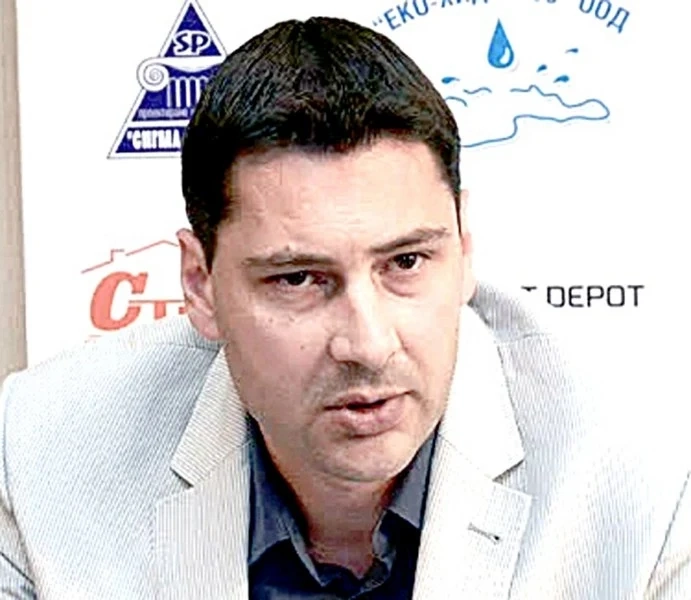 Атанас Петров: Цяло лято събирах новите в \