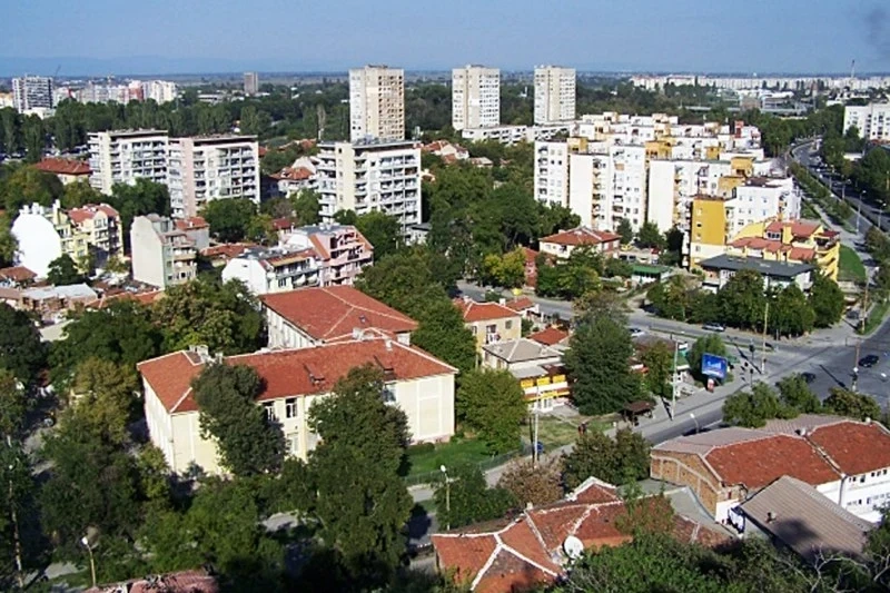 Учат учениците как да участват в обществения живот