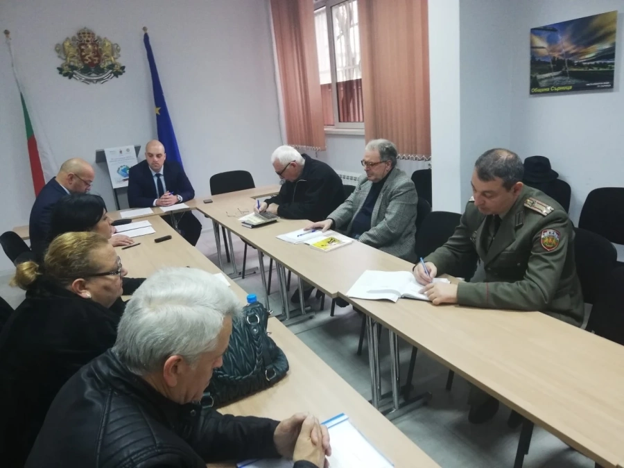 Областната комисия за военните паметници се отчете