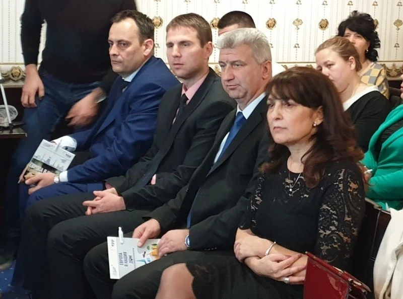 Кметът на Пещера иска държавна подкрепа за образованието