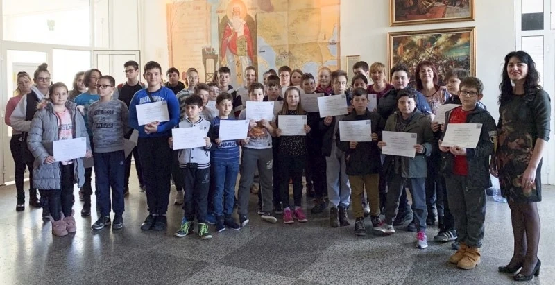 Училище отсрамва Пазарджик в международна олимпиада