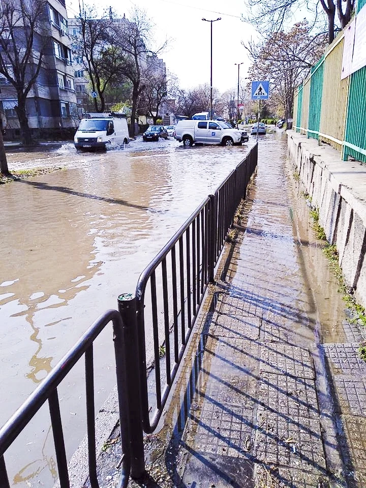 Авария понижи налягането в чешмите