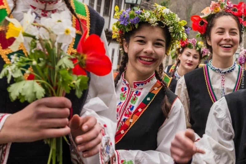 Пролетни празници на Тортата и в двата почивни дни