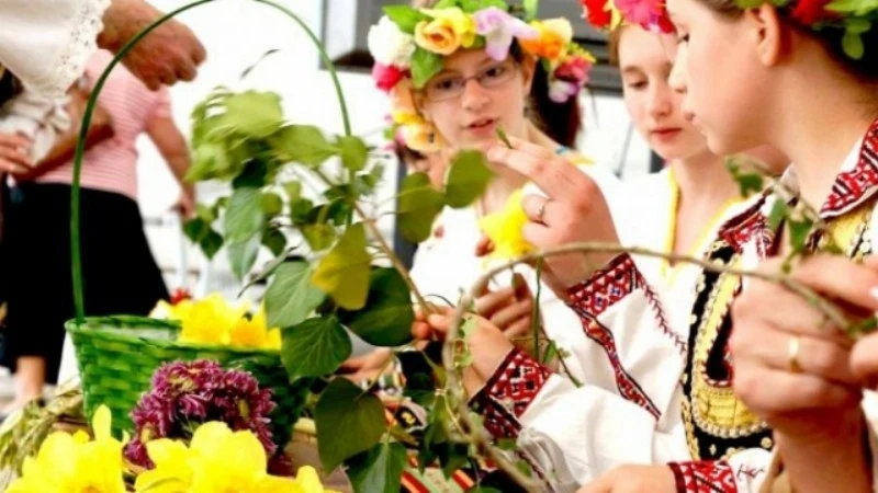 Днес е Лазаровден