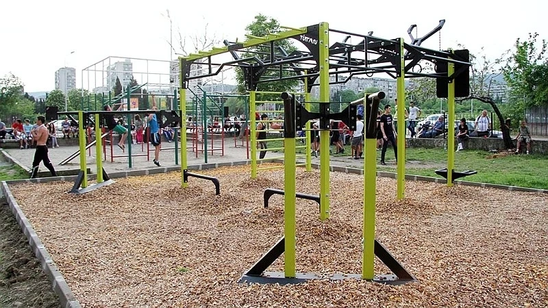 Нови спортни площадки в курорта