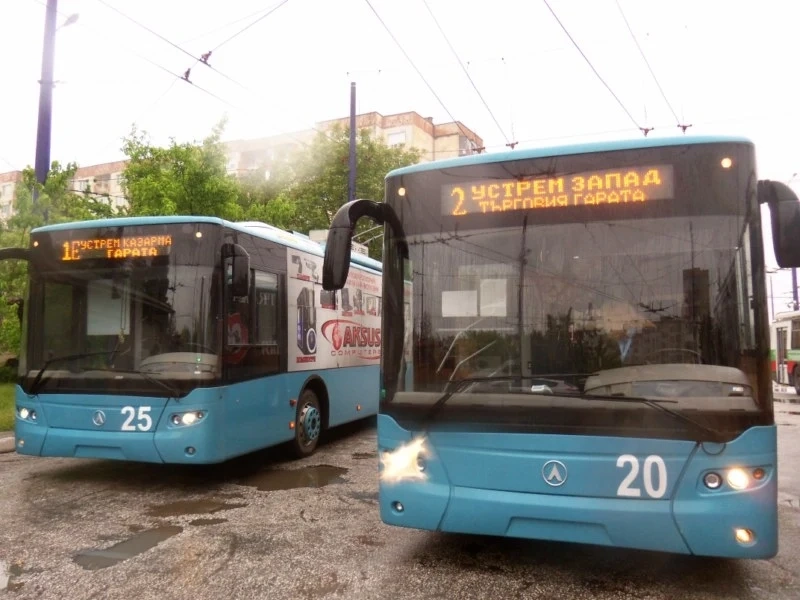 От 8 до 14 часа в събота тролеите 1 и 1Е ще се движат през Търговията