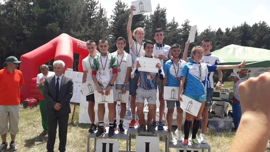 Русенци спечелиха купата на Велинград за ориентиране