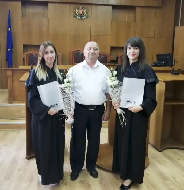 Две младши съдийки встъпиха в длъжност
