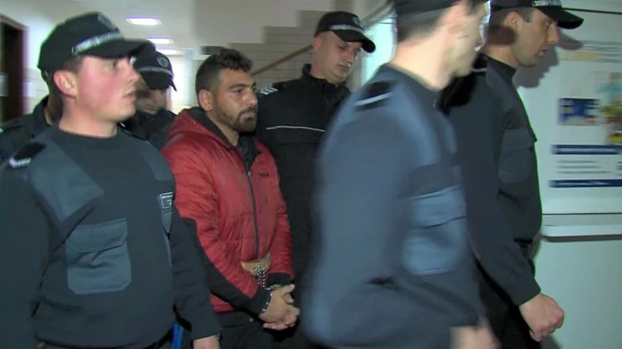 Отмениха 25-те години затвор на мъжа, пребил до смърт бебе