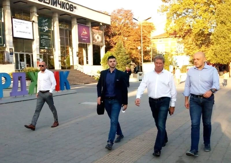 Томислав Дончев в Пазарджик: Изборите са състезание и ние играем за победа